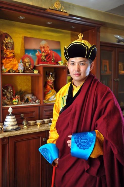 Наро Банчэн хувилгааны хойд дүр тодорчээ