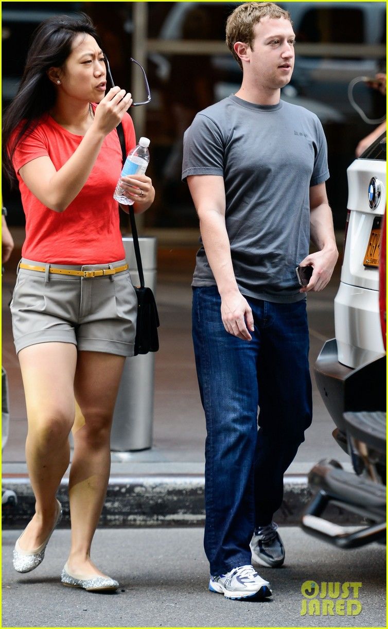 “Facebook”-ийн хаан хятад хэл сурчээ