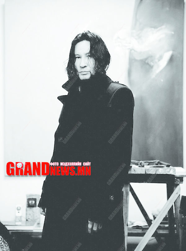 Скандал: Гэрэлт замаар бэдрэхүй