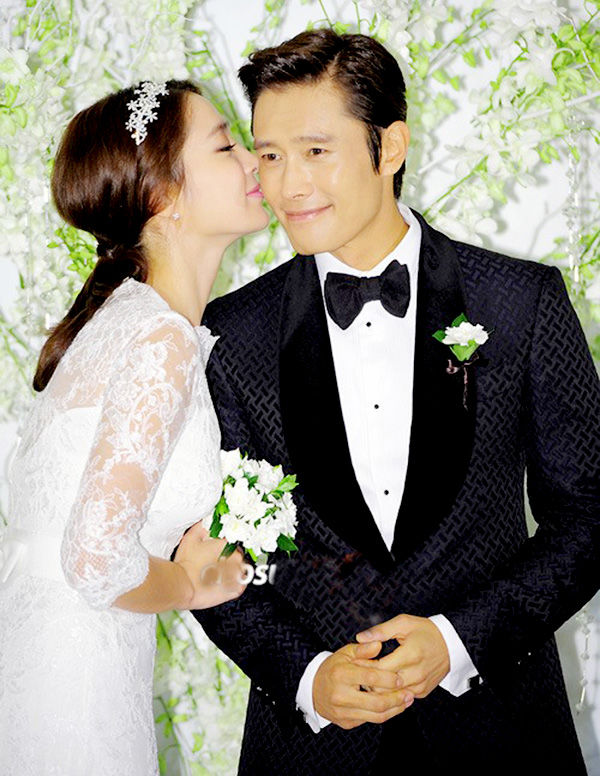 Цуутай хосуудын дуулиант хуримууд