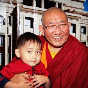 Монголчуудын төлөө гэх сэтгэлтэй Ажаа Гэгээн