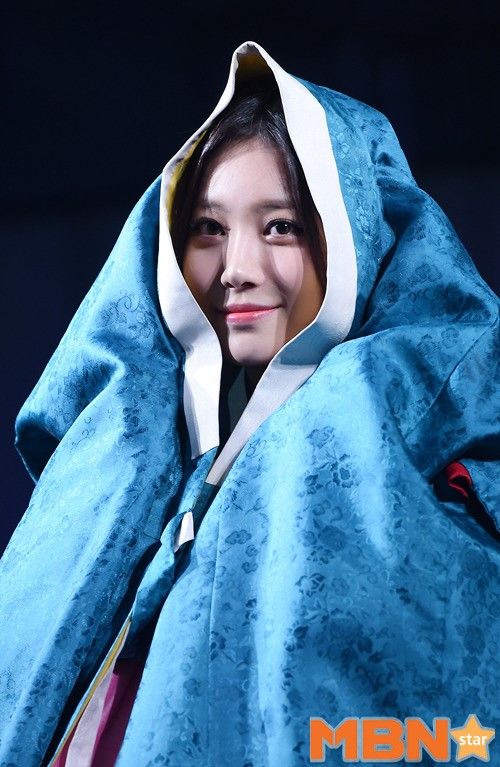 Солонгосын үндэсний хувцас орчин үед