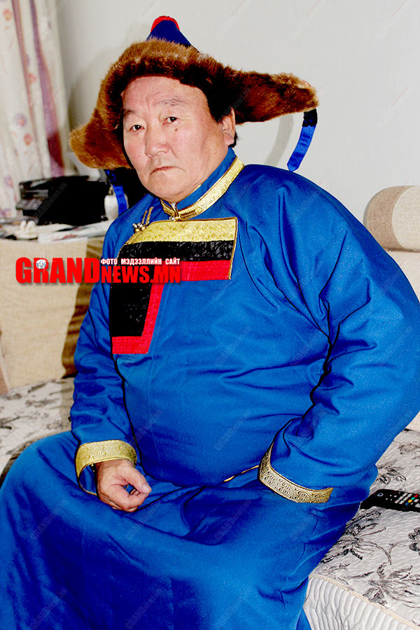 Гранд педиа: Гавъяат дасгалжуулагч Г.Пүрэв-Очир