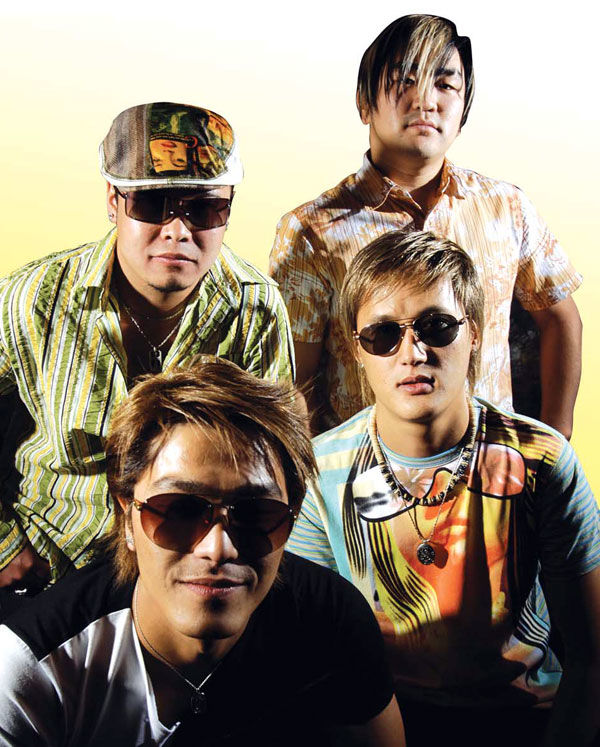  “Хайрын бүжиг” дууны клипэнд тоглоорой