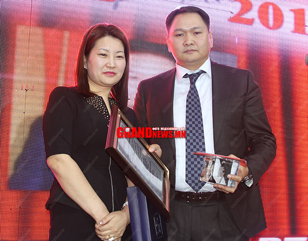 Онцлох залуугийн үнэн түүх