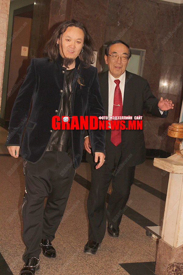 “On’n Off”-ын эрхэмсэг зочид