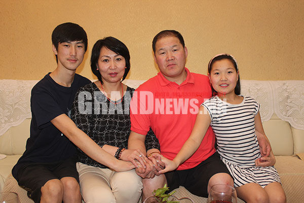 Хань минь арын албыг хариуцаж байна