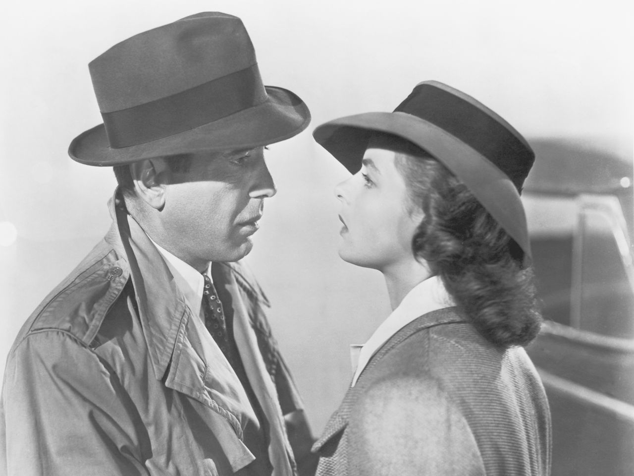 Хайрламаар хайрын түүхүүд