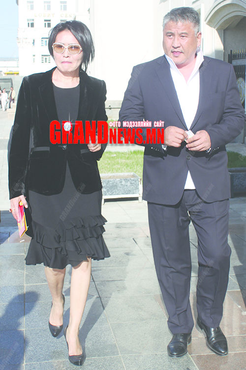 Улстөрийн бохир тогоонд чанагдаж амжаагүй бизнесмэнүүд...