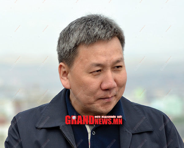 Би хатуу хүн учраас бурхан надад охид хайрласан байх