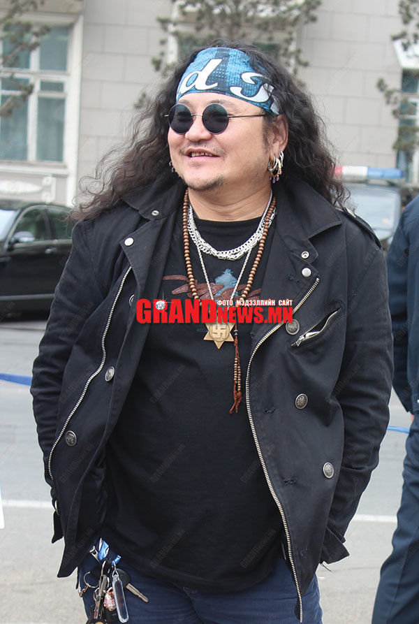 “Харанга”-ын Х.Лхагваа найраа нууцлаг хийлээ