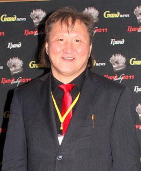   Б.Арго:  Би амьд хүнээс л их айдаг