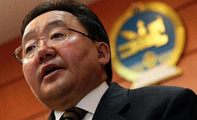 Ерөнхийлөгч  цэргийн дээд цол олгов