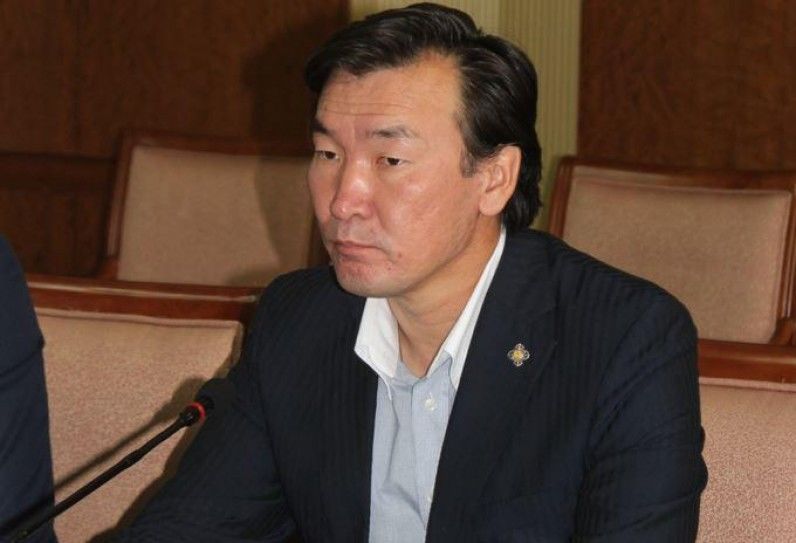УИХ-ын гишүүн асан С.Ганбаатарыг шүүж байна