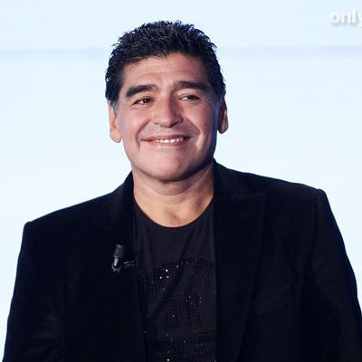 Диего Марадона гоо сайхны мэс засал хийлгэжээ