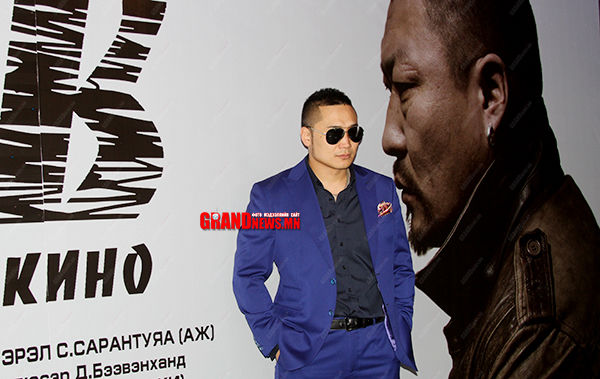 ” Аав” киноны нээлтийн фото 