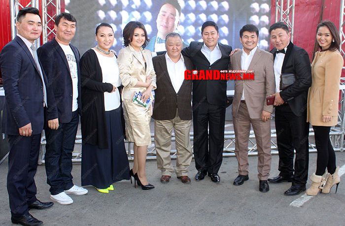 Хуудуутай “Хуримын сюрприз”