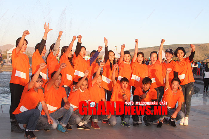 “Гранд”+65-р дунд сургууль=?