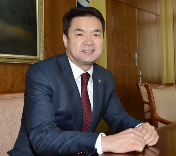 Байнгын хорооны хуралдаанд Ч.Сайханбилэг оролцоно