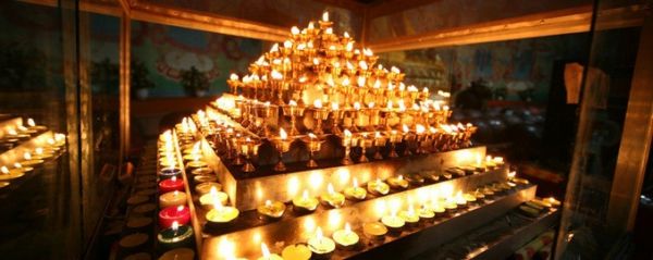 Бурхан багшийн их дүйчин өдөр тохиож байна