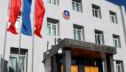  Үнэртэй ус бэлэглэх гэж оролдоод 6 сарын хорих ял авчээ