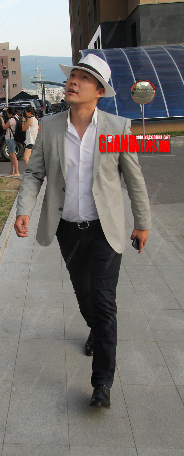 Асашёорюүгийн хүргэн алмайруулав 