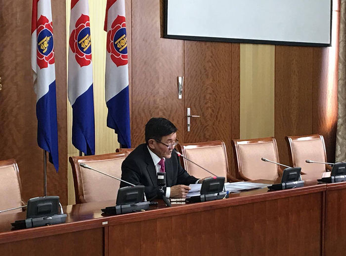 Ц.Нямдорж: “Эрдэнэт”, ”Хөтөлийн цемент шохой”-н хоорондын гэрээг шалгах ёстой