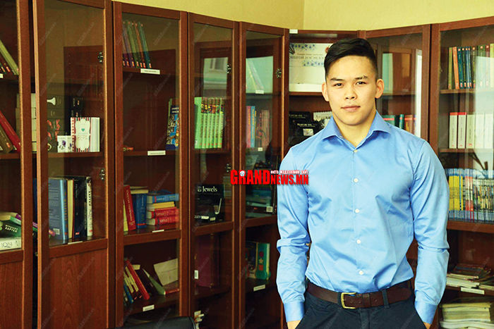 Аливаа зүйлд оюунлаг хандахын тулд үнэн худлыг ялгах чадварыг эзэмших хэрэгтэй