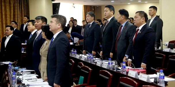 Нийслэлийн төсвийн анхны хэлэлцүүлгийг хийж эхэллээ