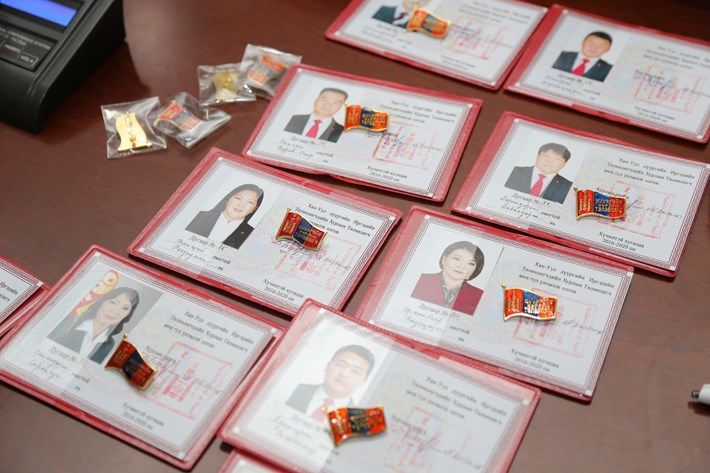 Хан-Уул дүүргийн ИТХ-ын даргаар Д.Батбилэг улиран сонгогдлоо