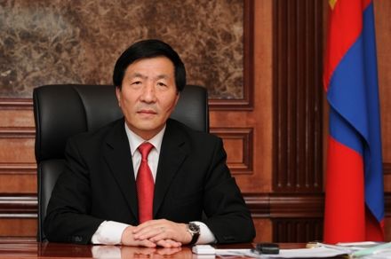 Т.Бадамжунай заавал нэг албан тушаалд очих ёстой юу?