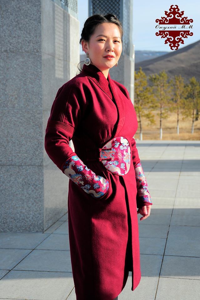 С.Жавхлангийн эхнэр рекламд тоглов