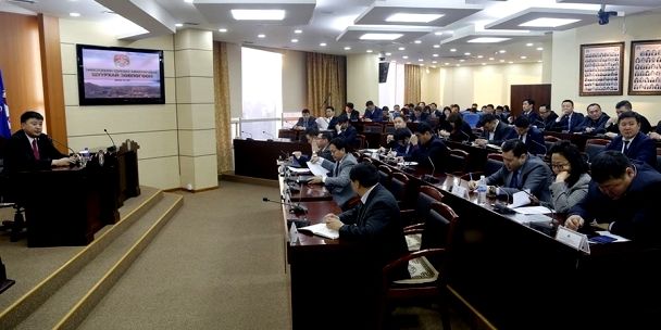 Цас цэвэрлэгээнд цэргийн алба хаагчид, оюутан, сурагчдыг дайчилна