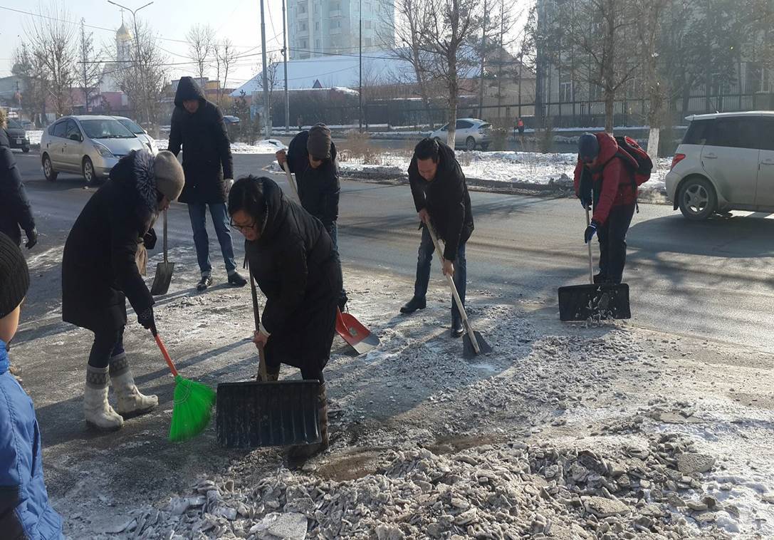 Халтиргаа үүсдэг газруудад давс хадгалах цэг байгуулав
