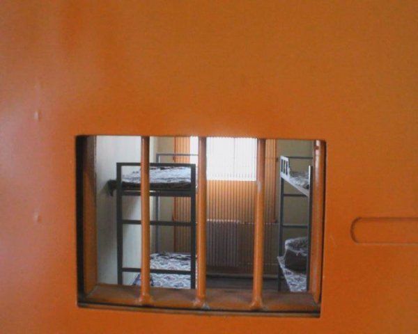 Цагдан хорих байрнаас ямар зөрчил илрэв?