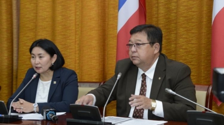 ЭСЯ, Консулын газрыг татан буулгах асуудлаар АН-ын бүлэг завсарлага авлаа