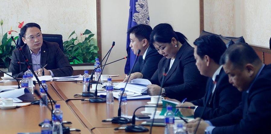 НИТХ дахь Ардчилсан намын бүлэг хуралдаж байна