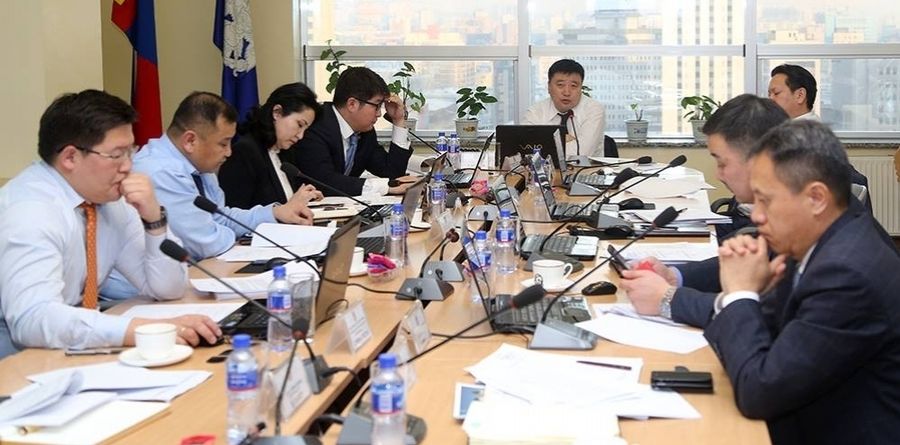 Автобусанд зөвхөн цахим картаар зорчих боломжийг судална