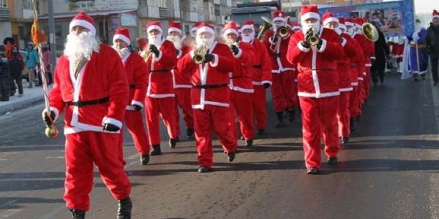 100 өвлийн өвгөнтэй баярын парад болно