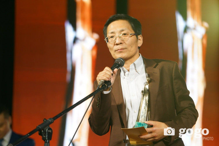 “Үйлийн гурван чулуу” эмгэнэлт драмын жүжиг тоглогдоно