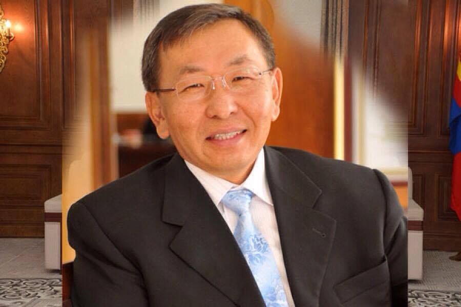 П.Цагаан: Бид ямар тасалбар авч, жүжиг үзэх гэж байгаа юм уу?