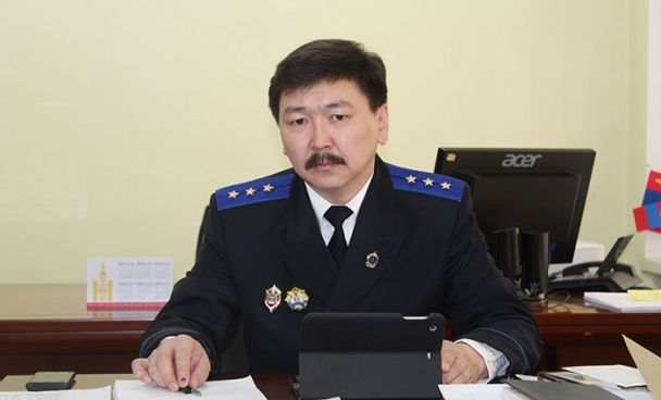 Э.Амарбат: Тендерийн мөнгө Н.Алтанхуягийн эхнэр болон бусад хүмүүсийн данс руу шилжсэн