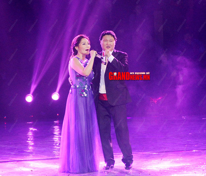 МУГЖ С.Жавхлан, Т.Баясгалан нар 13 жилийн дараа анх удаа тайзнаа