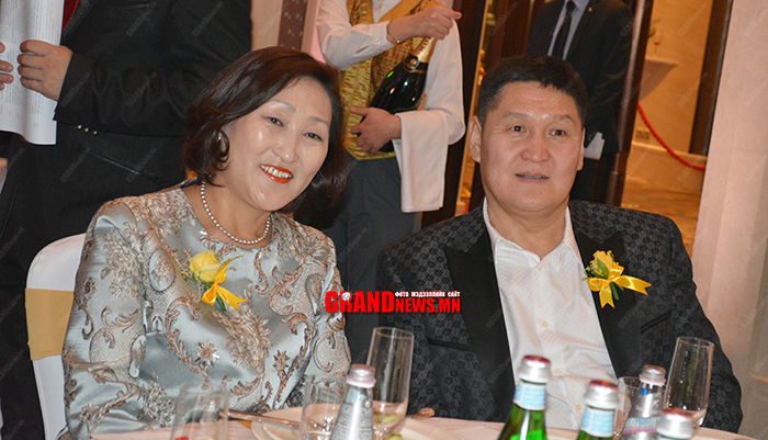 Ёстой онц сурлагатны түүх