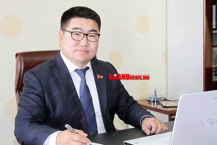  Бүлэг фракц, ах дүү, аав ээжээс  уламжлагдсан улс төр үеэ өнгөрөөсөн 