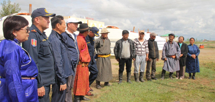 Түймэрт өртсөн иргэдэд гэр олгов