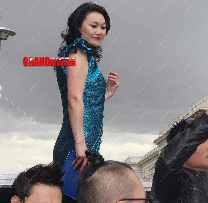  ҮТНС-ийн шинэ захирал яруу найрагч Б.Ичинхорлоогийн тухай хуучраагүй баримтууд