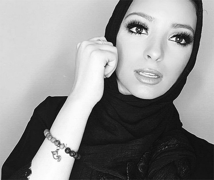 Плэйбой сэтгүүлд анх удаа хэжабтай бүсгүйн зураг нийтлэгдлээ