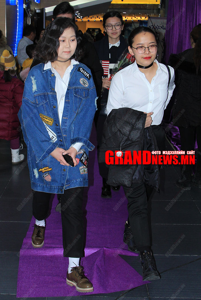 Жүжигчин Г.Ундармаагийн залуу насны гялбаа