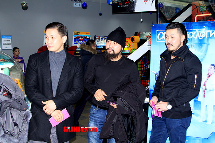 Залуу хүмүүс ийм байдаг юм!